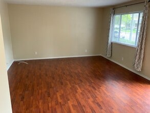 2584 Yardarm Ave in Port Hueneme, CA - Building Photo - Building Photo