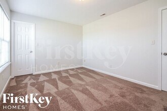 911 Nicole Way in New Whiteland, IN - Building Photo - Building Photo