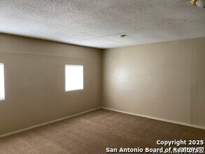 5706 Lake Cove in San Antonio, TX - Building Photo - Building Photo