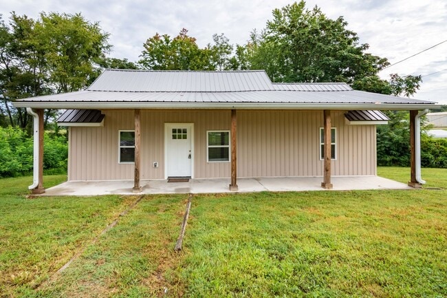 property at 605 Days Rd