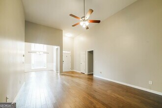 116 Freeman Forest Dr in Newnan, GA - Building Photo - Building Photo