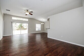 10641 Egret Haven Ln in Riverview, FL - Building Photo - Building Photo