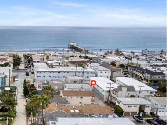 326 10th Pl in Manhattan Beach, CA - Building Photo - Building Photo