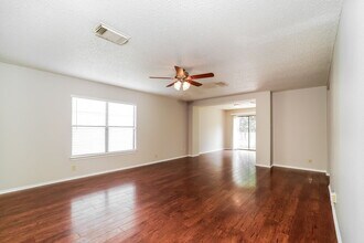 6114 Candletree in San Antonio, TX - Building Photo - Building Photo