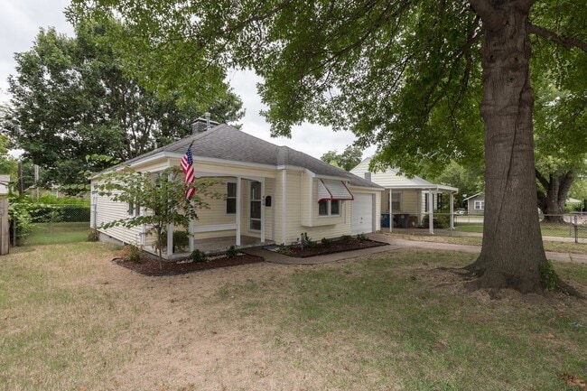 property at 408 S Richmond Ave