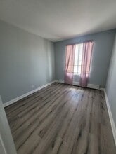 157 S Gregory St in Aurora, IL - Building Photo - Building Photo