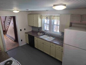 15 Donald St in Waterville, ME - Building Photo - Building Photo
