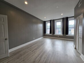 920 Main St in Pittsburgh, PA - Building Photo - Building Photo