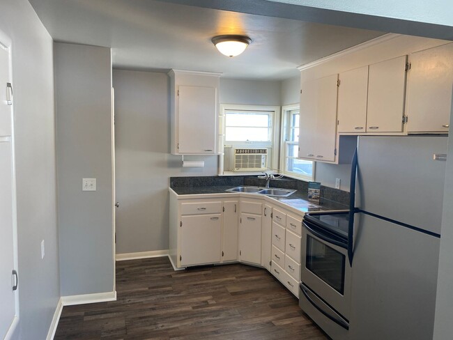 property at 406 Dudrey Ct