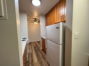 Tiki Apartments in Seattle, WA - Building Photo - Interior Photo