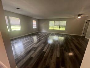 1127 Tramel Rd in Sevierville, TN - Building Photo - Building Photo