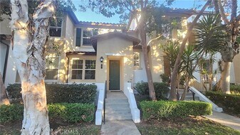 32 Vermillion in Irvine, CA - Building Photo