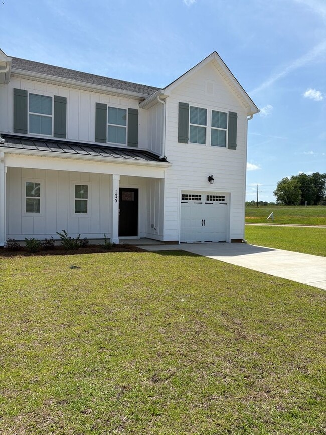 135 Hunters Hill Wy in Enterprise, AL - Building Photo - Building Photo