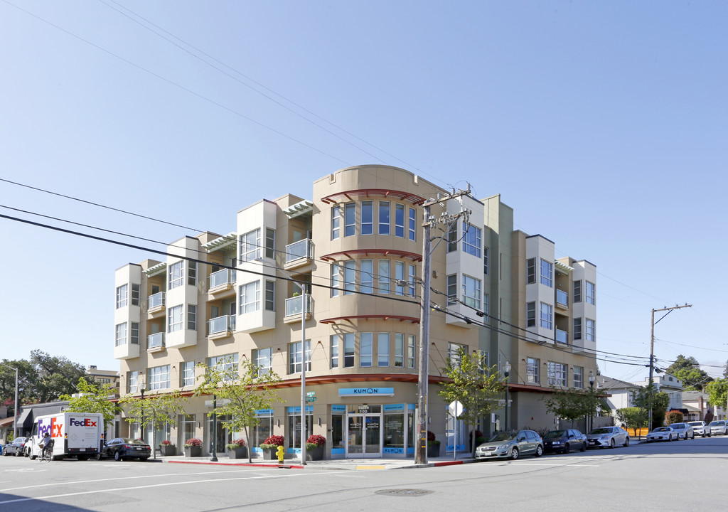 Nazareth Terrace in San Mateo, CA - Foto de edificio