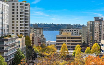 2700 4th Ave, Unit 306 in Seattle, WA - Building Photo - Building Photo