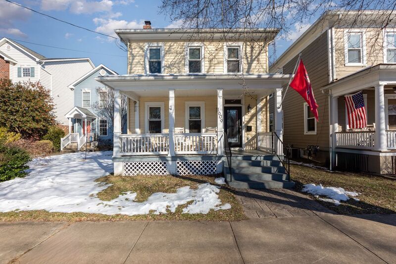 1609 Charles St in Fredericksburg, VA - Building Photo