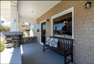 125 E Alvarado St in Pomona, CA - Building Photo - Building Photo