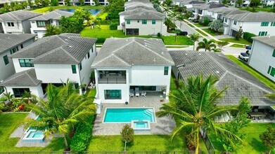 17222 Blue Bayou Dr in Boca Raton, FL - Building Photo - Building Photo