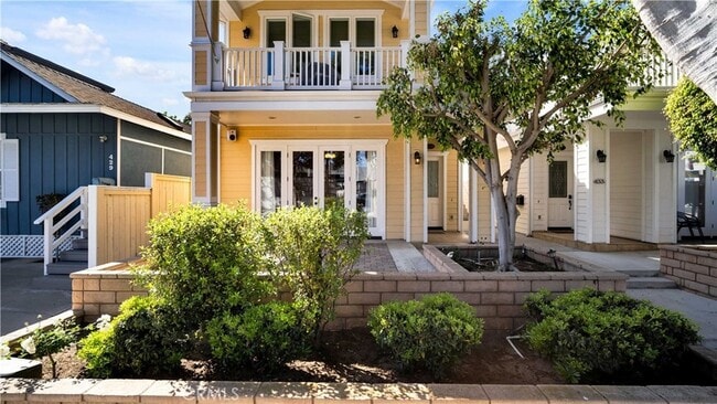 431 Iris Ave in Newport Beach, CA - Building Photo - Building Photo