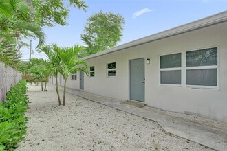 922 NW 4th Ave in Fort Lauderdale, FL - Building Photo - Building Photo