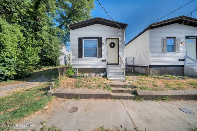 property at 1817 Columbia St