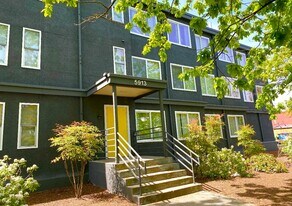 Kenny Apartments in Seattle, WA - Building Photo