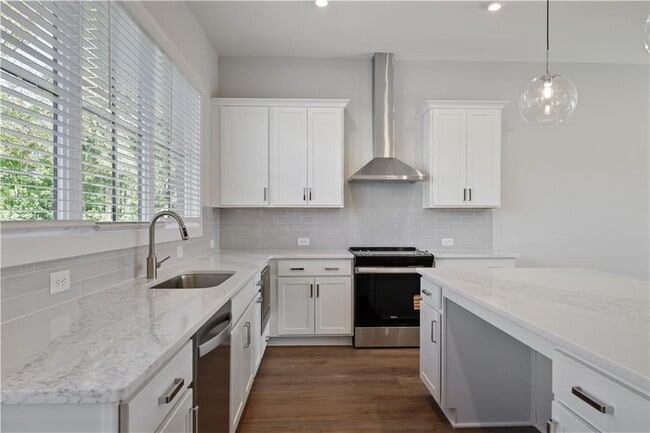 property at 1352 Grannysmith Trce