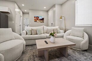 6612 W Paradise Ln in Glendale, AZ - Building Photo