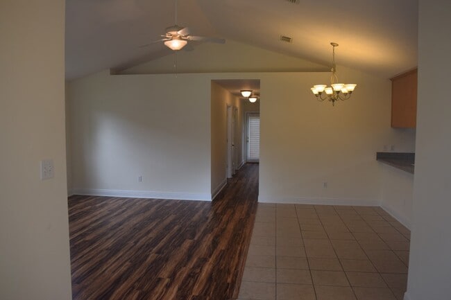 3506 Torrington Way in Tallahassee, FL - Building Photo - Building Photo