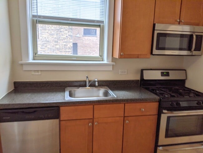 property at 914 Crain St