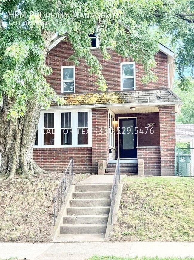 property at 2806 10th St SW