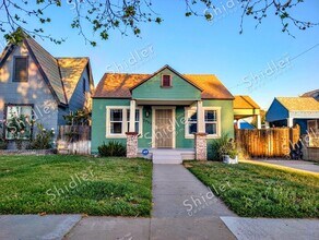 2731 N Pershing Ave in San Bernardino, CA - Building Photo - Building Photo