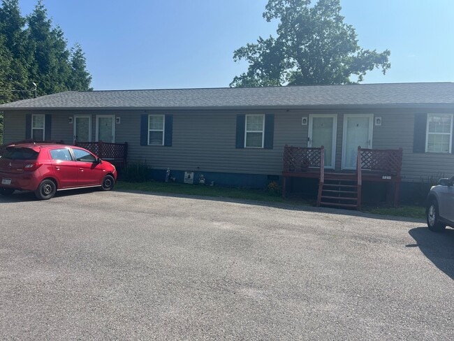 property at 721 Meadow View Rd