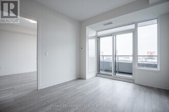 212 King William St in Hamilton, ON - Building Photo - Building Photo