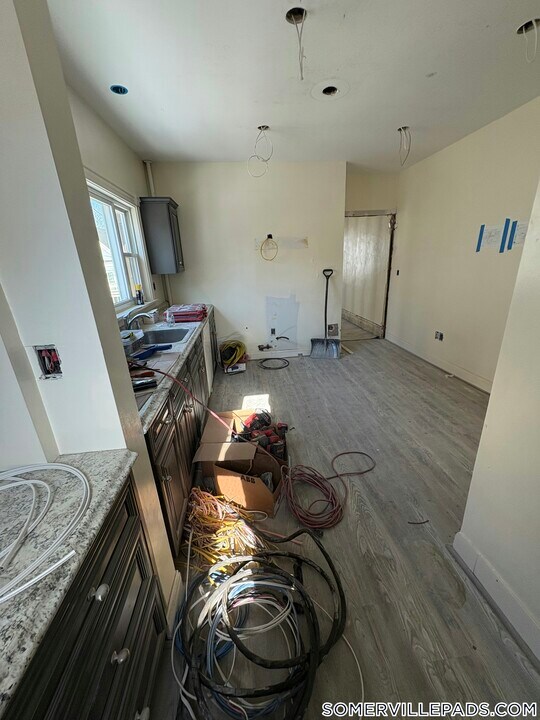 25 Warner St, Unit 2 in Somerville, MA - Building Photo