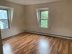 146 Allston St, Unit 3 in Cambridge, MA - Building Photo - Building Photo