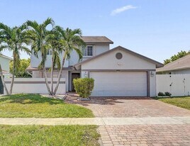 9950 SW 12th St in Pembroke Pines, FL - Building Photo