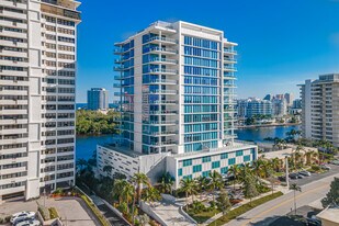 AquaBlu Tower in Fort Lauderdale, FL - Building Photo