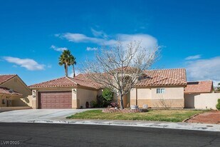 5473 Painted Gorge Dr, Unit 202 in Las Vegas, NV - Building Photo
