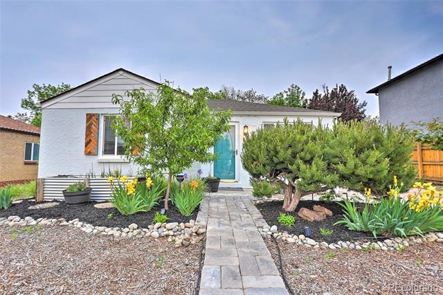 property at 3816 Steele St