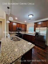3260 Beaumont Centre Cir in Lexington, KY - Building Photo - Building Photo