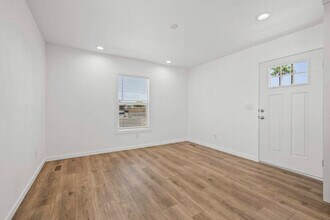 4315 N Flowing Wells Rd in Tucson, AZ - Building Photo - Building Photo