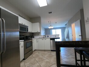 2223 Pasadena Way in Weston, FL - Building Photo - Building Photo