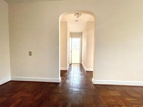 Court House Flats in Arlington, VA - Building Photo - Building Photo