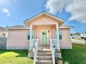 5127 Avenue L in Galveston, TX - Building Photo