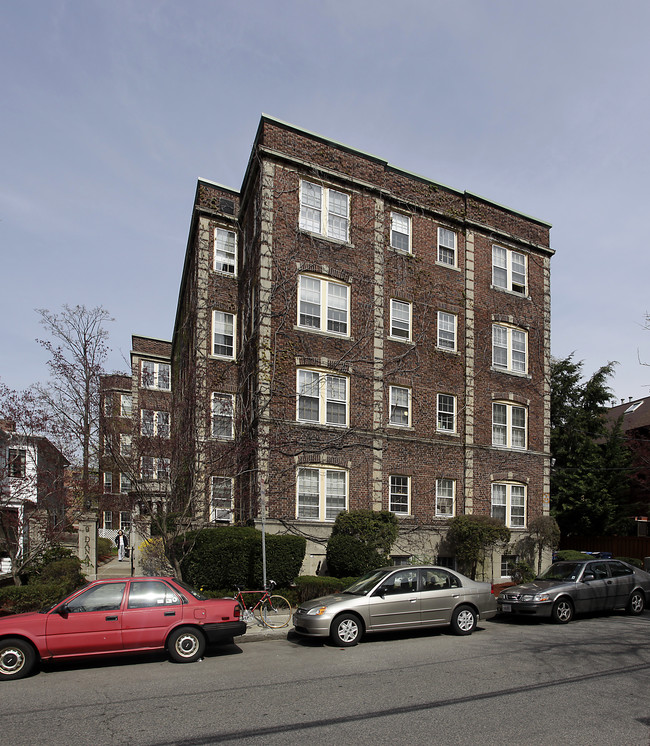 9 Dana St in Cambridge, MA - Foto de edificio - Building Photo