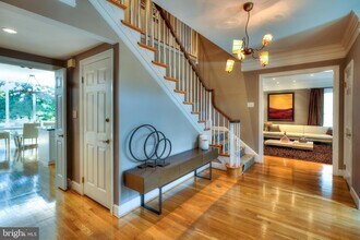 11132 Willowbrook Dr in Potomac, MD - Building Photo - Building Photo