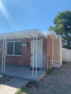 property at 4634 E Montecito St
