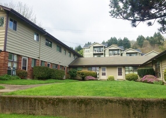 3717 S Corbett Ave in Portland, OR - Building Photo