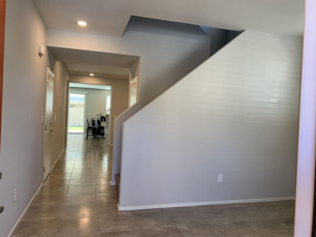 5973 Icicle Falls Ave in Las Vegas, NV - Building Photo - Building Photo